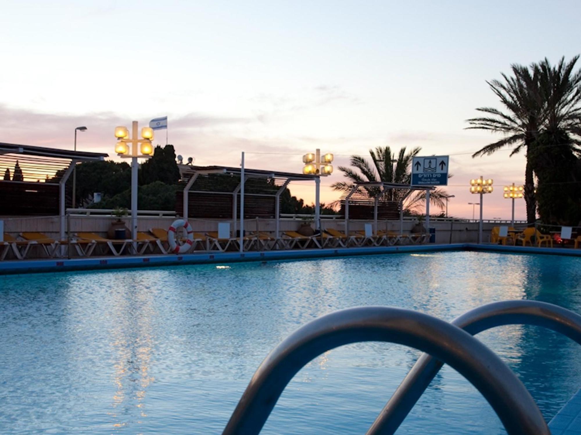 Dan Panorama Haifa Hotel Exterior photo